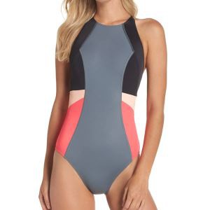 خواتین کے لئے غسل سوٹ