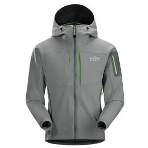 ہوڈ کے ساتھ نرم شیل جیکٹ